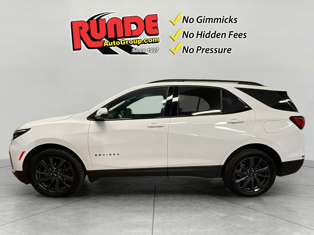 2024 Chevrolet Equinox RS photo 2