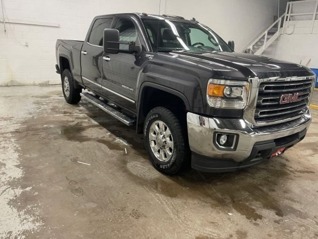 Used 2015 GMC Sierra SLE Crew Cab