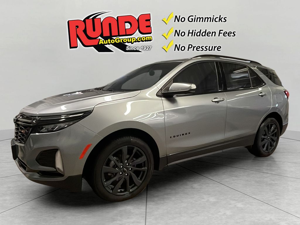 2024 Chevrolet Equinox RS photo 2