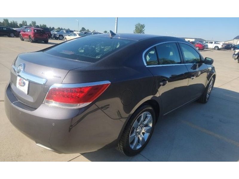 2013 Buick LaCrosse Leather photo 3