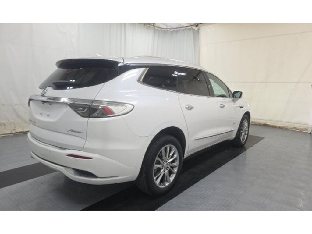 Used 2024 Buick Enclave Avenir Sport Utility
