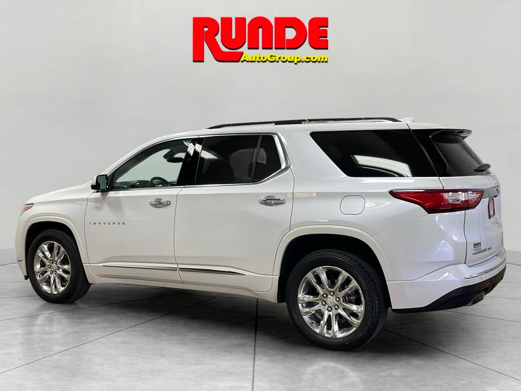 2019 Chevrolet Traverse High Country photo 3