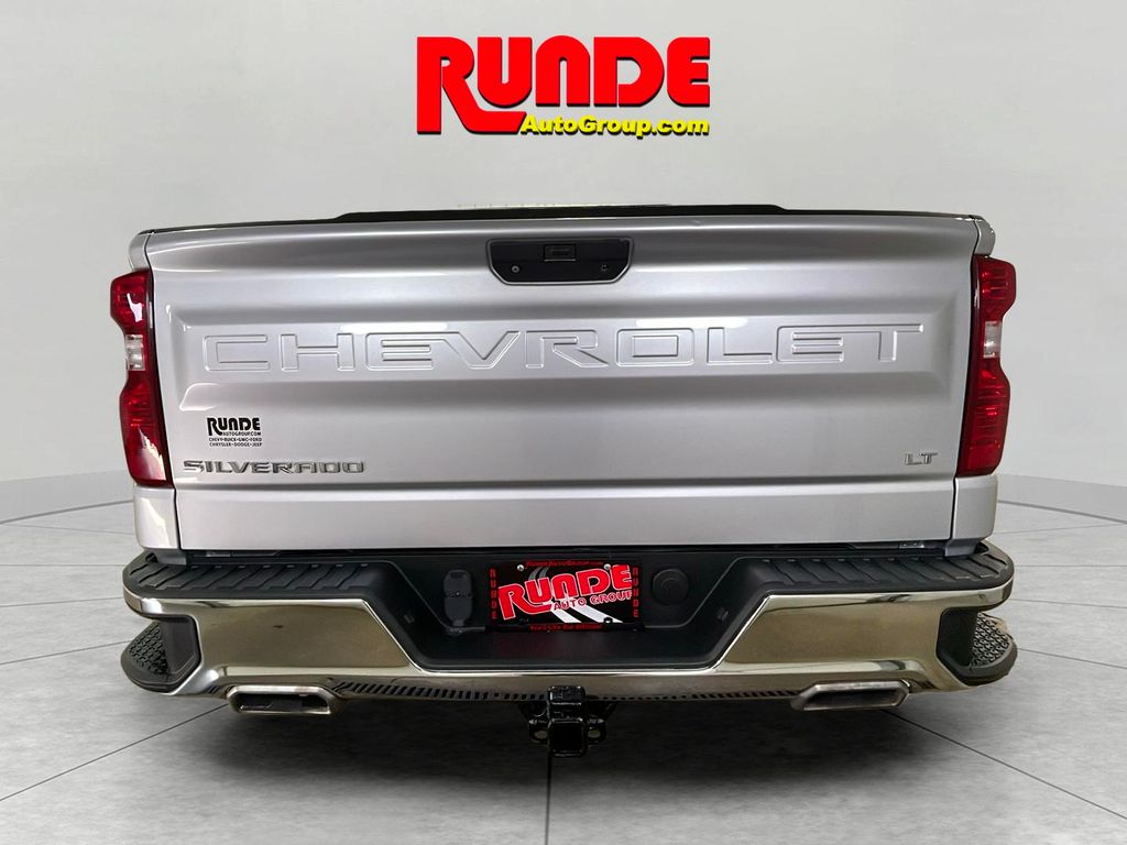 2019 Chevrolet Silverado 1500 LT photo 4