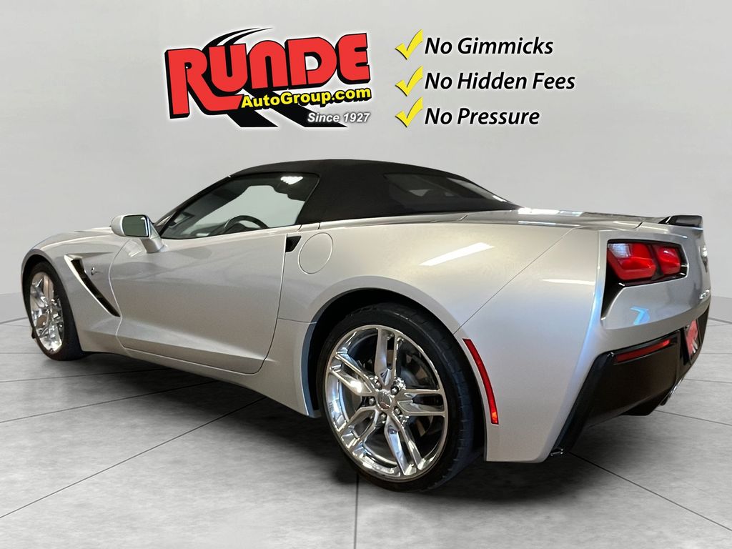 2018 Chevrolet Corvette Stingray 1LT photo 3