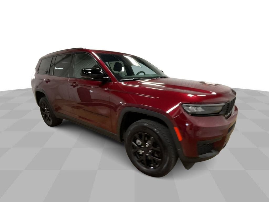 Used 2024 Jeep Grand Cherokee L Altitude with VIN 1C4RJKAG3R8558581 for sale in Manchester, IA