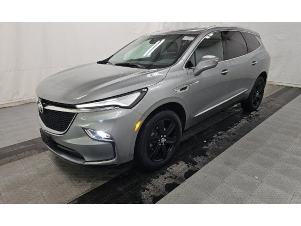 Used 2024 Buick Enclave Essence Sport Utility