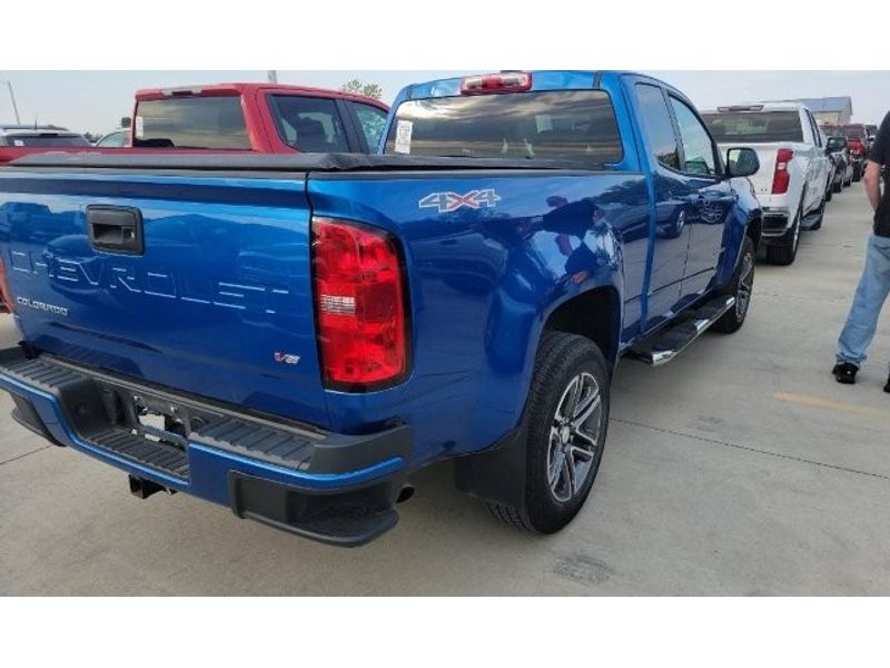 2021 Chevrolet Colorado Work Truck photo 2