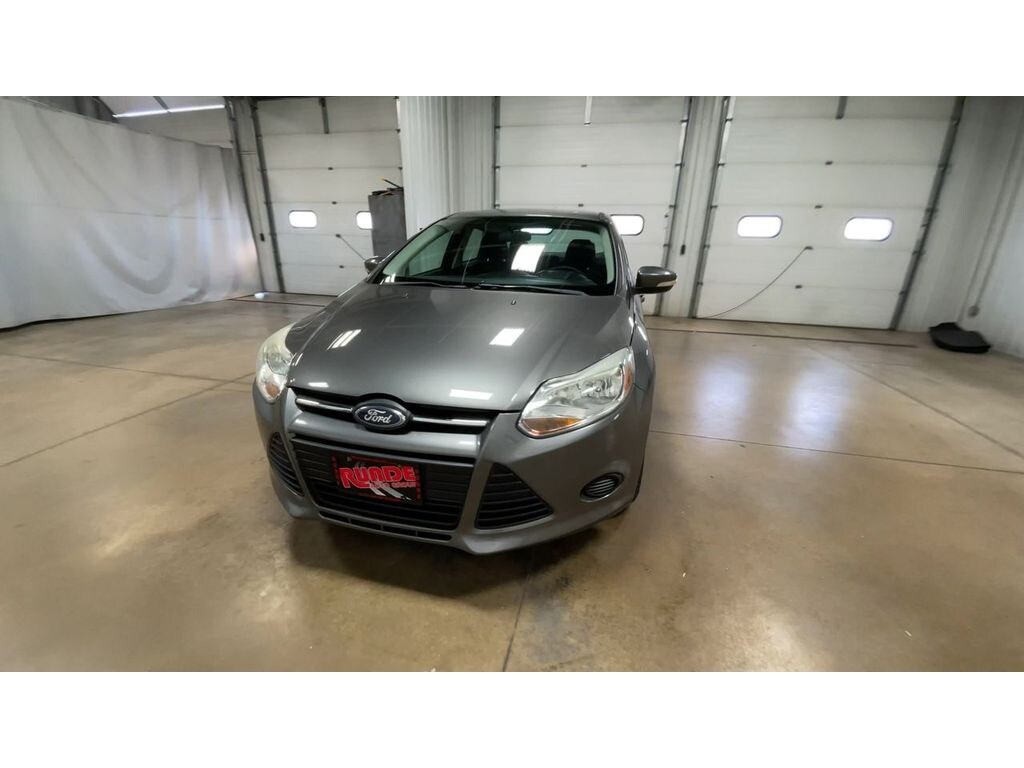 Used 2014 Ford Focus SE Sedan