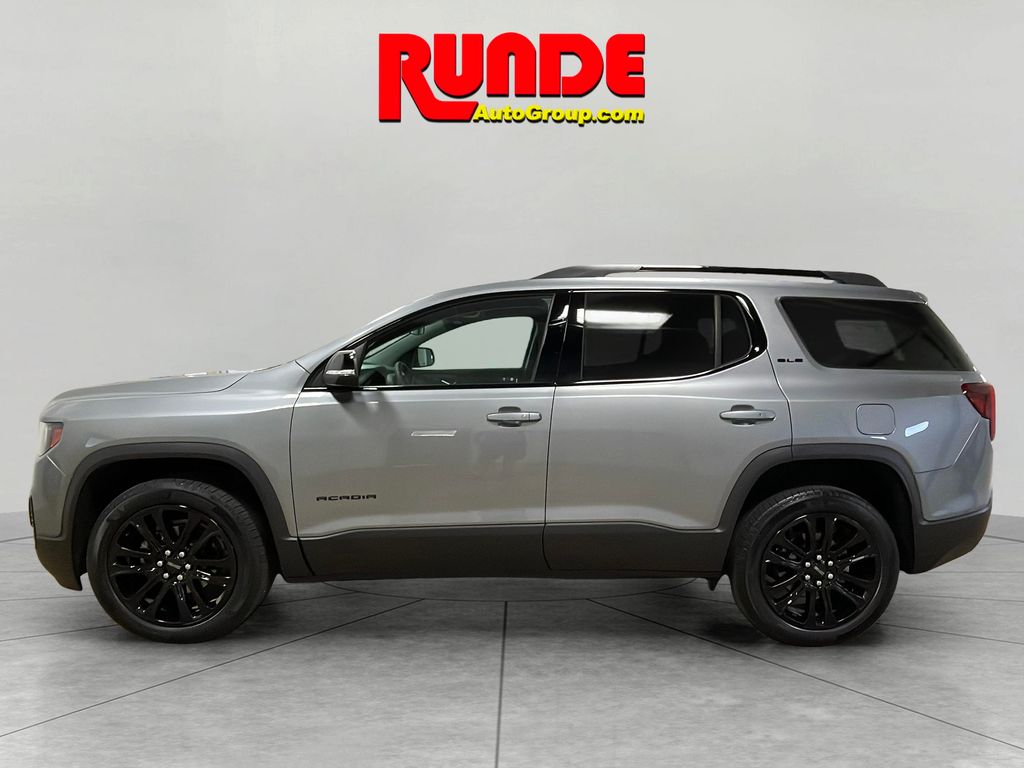 2023 Gmc Acadia SLE photo 2