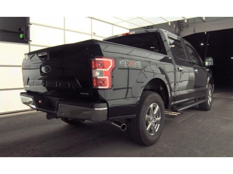 2018 Ford F-150 XLT photo 2
