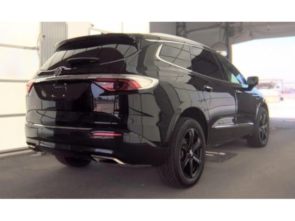 Used 2024 Buick Enclave Essence Sport Utility