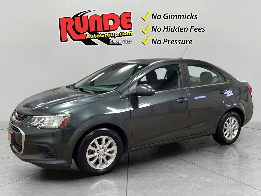 2017 Chevrolet Sonic LT's photo