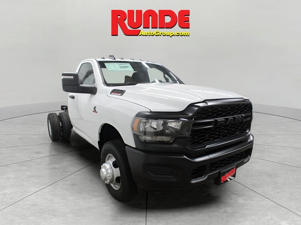 New 2024 Ram 3500 Chassis Cab 3500 TRADESMAN CHASSIS REGULAR CAB 4X4 60' CA Pickup