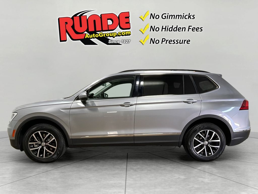 2021 Volkswagen Tiguan SE photo 2