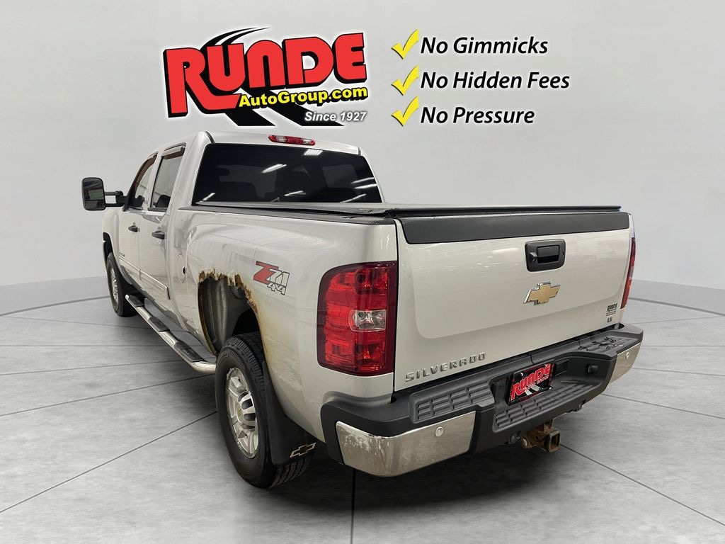 Used 2010 Chevrolet Silverado LT Crew Cab
