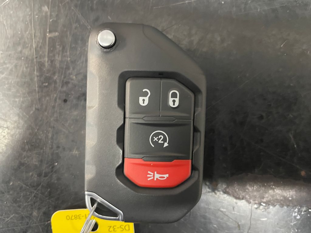 2026 Jeep Wrangler 2-Door Rubicon - Photo 11