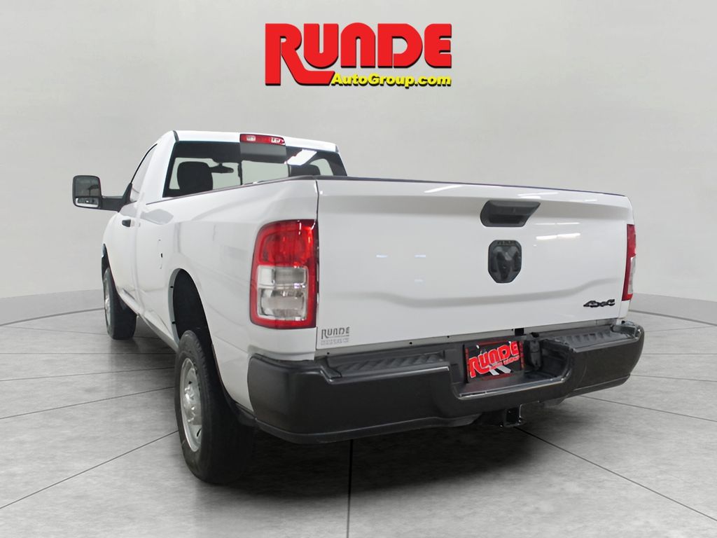 2023 Ram 2500 Tradesman photo 3