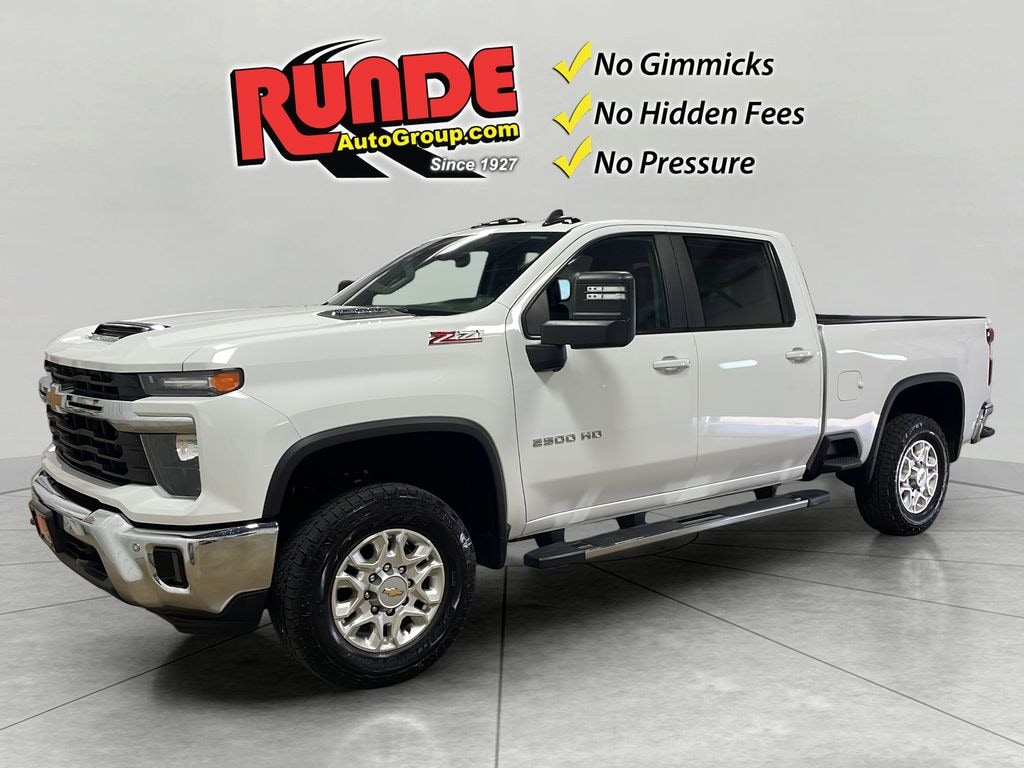 Used 2025 Chevrolet Silverado LT Crew Cab