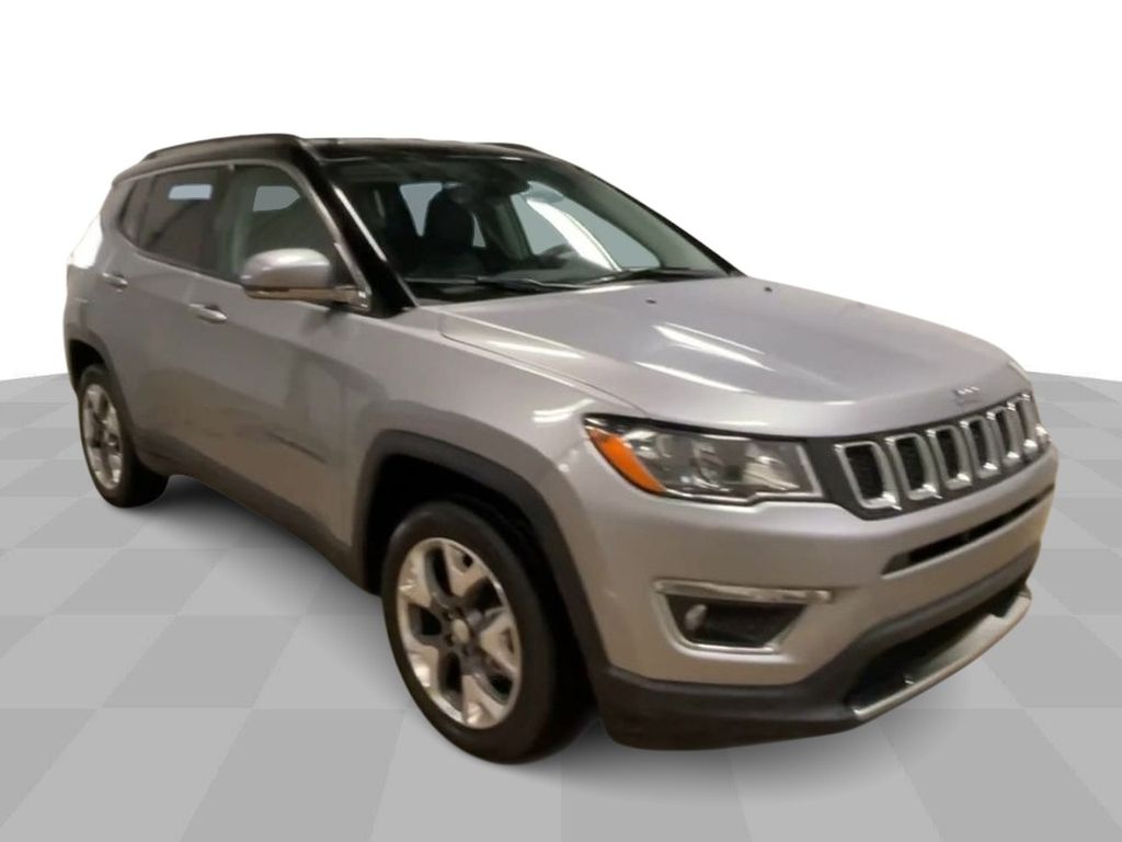 Used 2019 Jeep Compass Limited with VIN 3C4NJDCB4KT827853 for sale in Manchester, IA