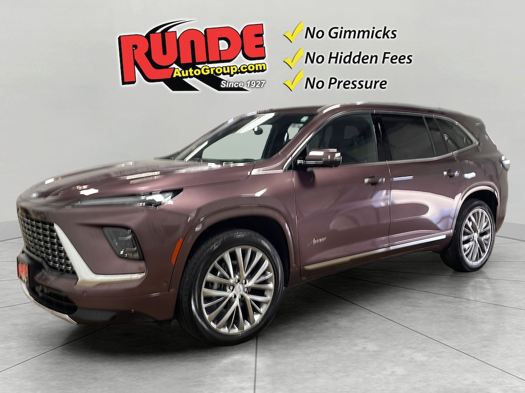 Used 2025 Buick Enclave Avenir Sport Utility