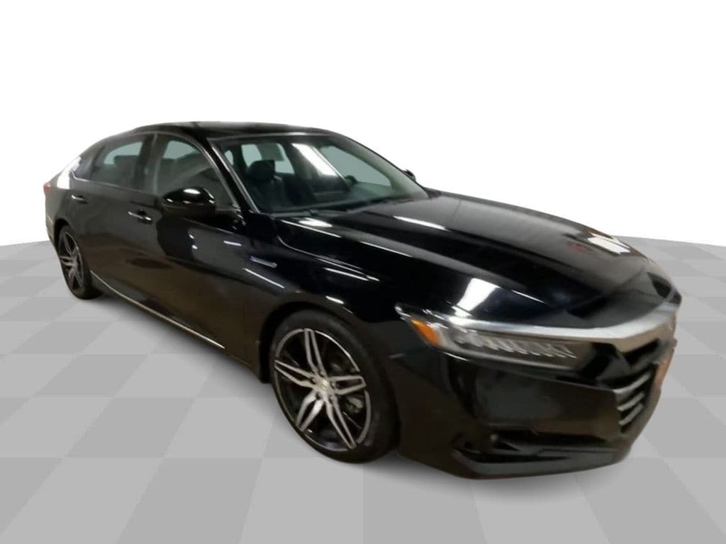 Used 2022 Honda Accord Hybrid Touring with VIN 1HGCV3F9XNA022113 for sale in Manchester, IA