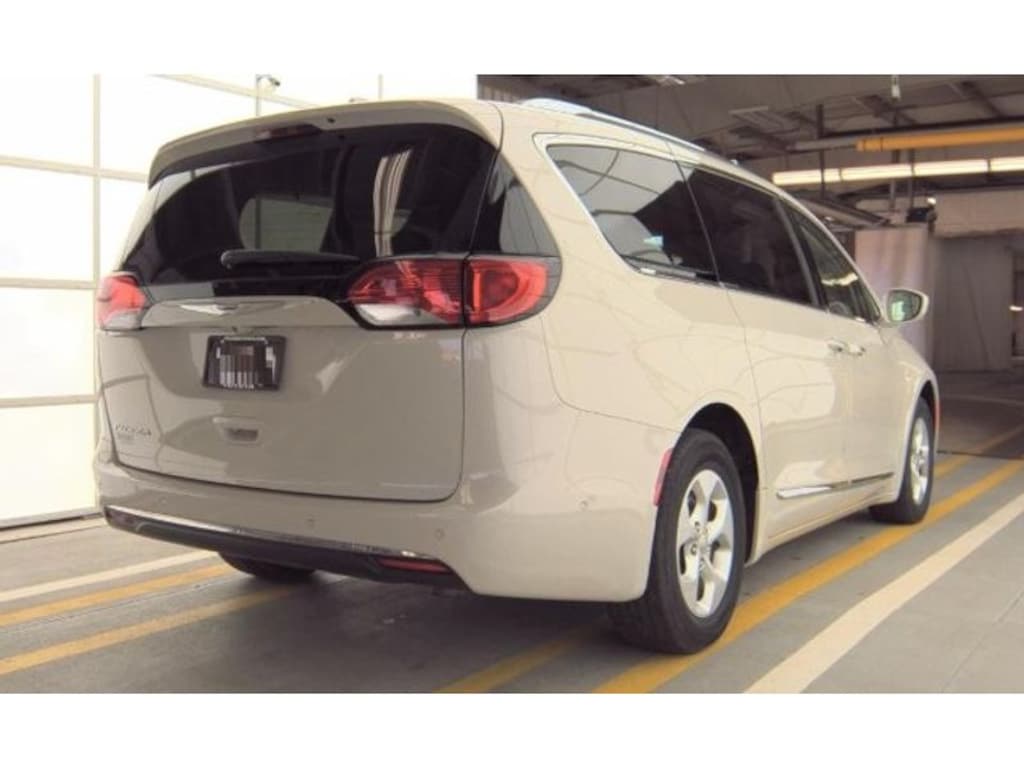 Used 2017 Chrysler Pacifica Touring-L Plus Passenger Van
