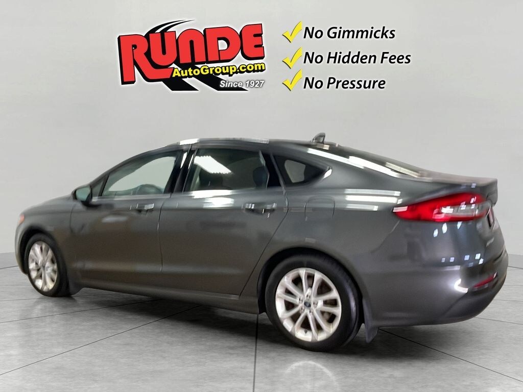 Used 2020 Ford Fusion SE Sedan