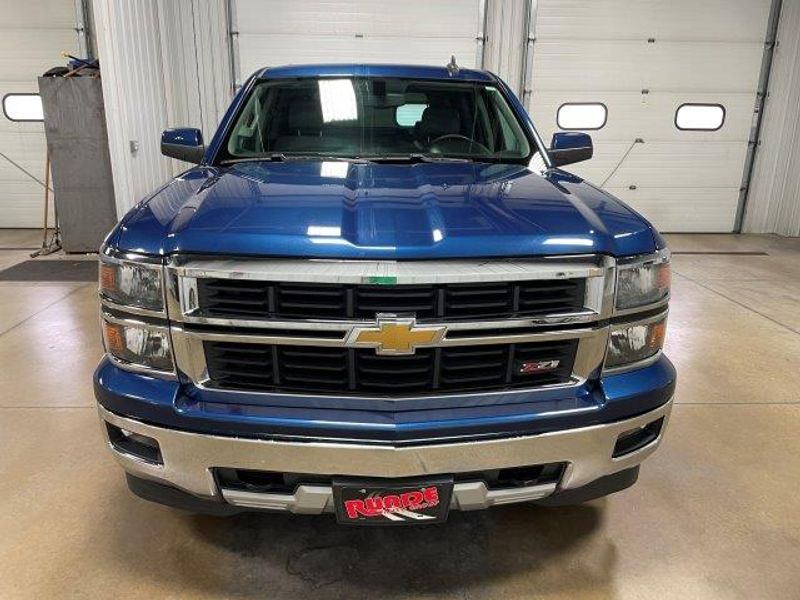 Used 2015 Chevrolet Silverado 1500 2LT with VIN 1GCVKREC9FZ280321 for sale in Manchester, IA