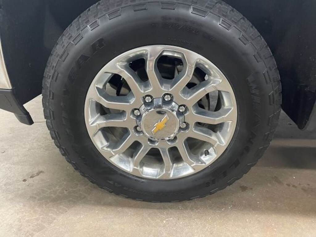 Used 2024 Chevrolet Silverado LTZ Crew Cab