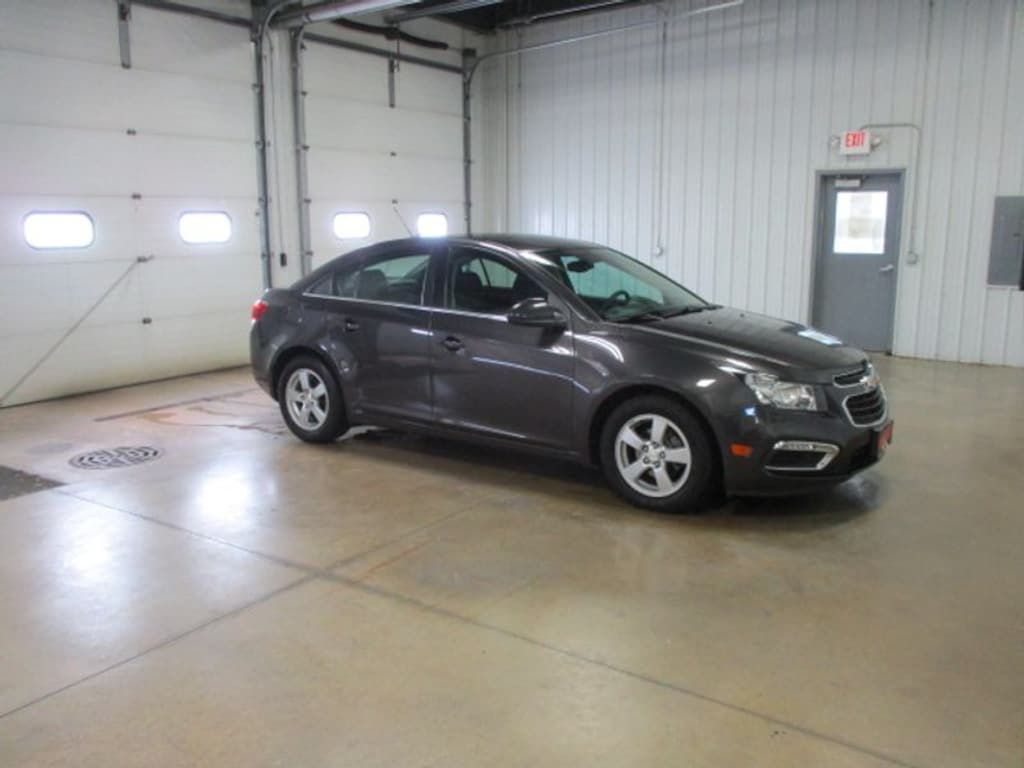 Used 2016 Chevrolet Cruze Limited LT Sedan