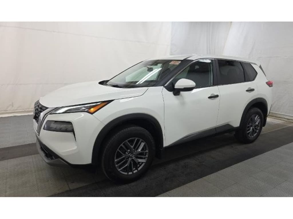 Used 2023 Nissan Rogue S Sport Utility
