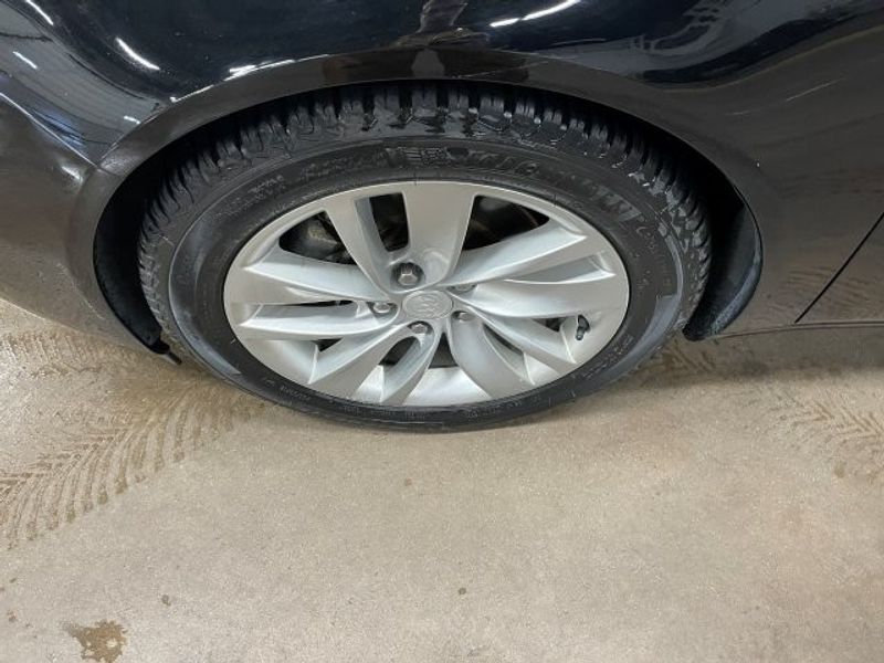 2014 Buick Regal Premium I photo 4