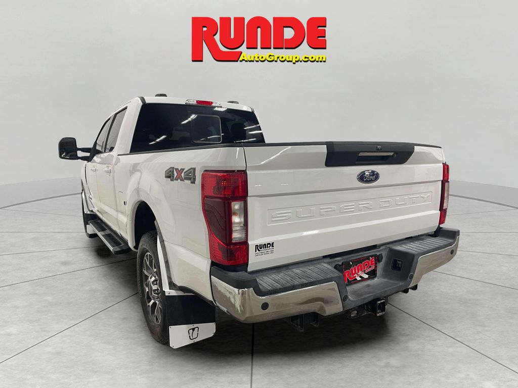 2020 Ford F-250 Lariat photo 2