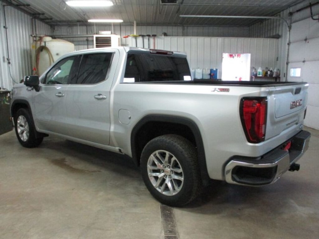Used 2021 GMC Sierra SLT Crew Cab