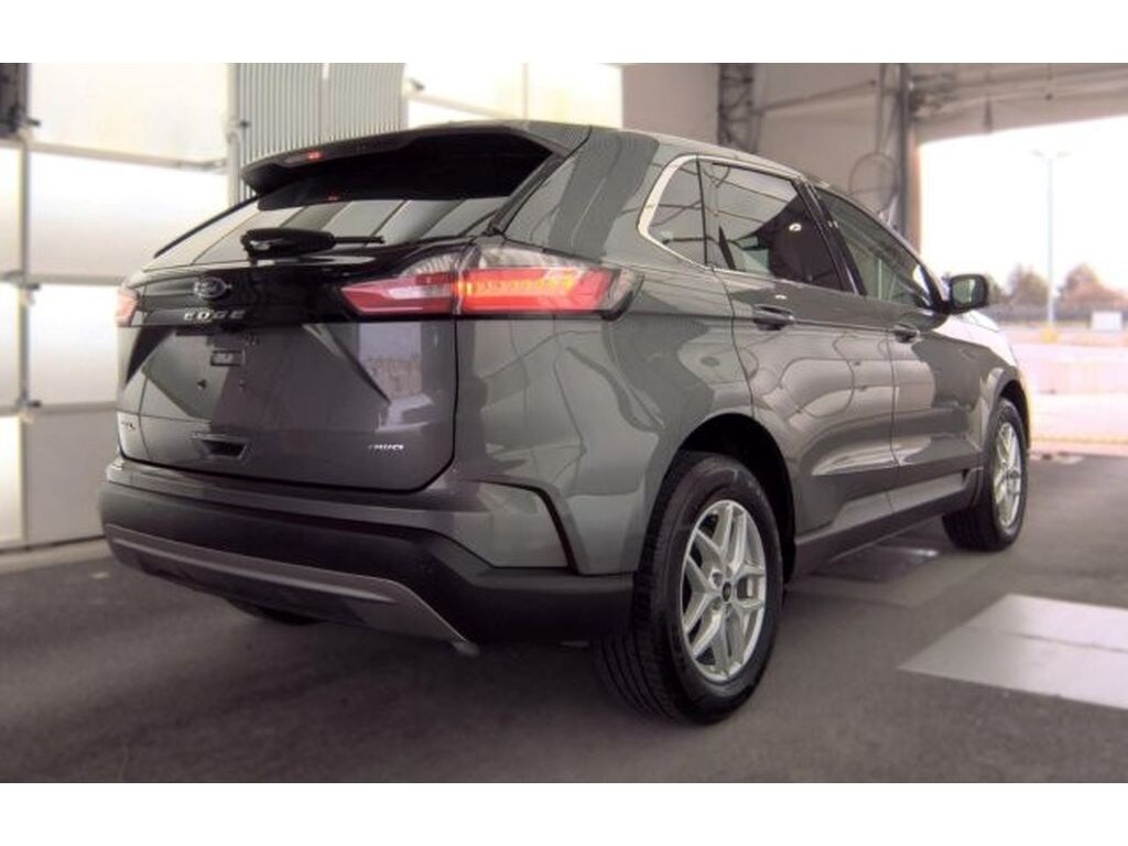 Used 2023 Ford Edge SEL Sport Utility