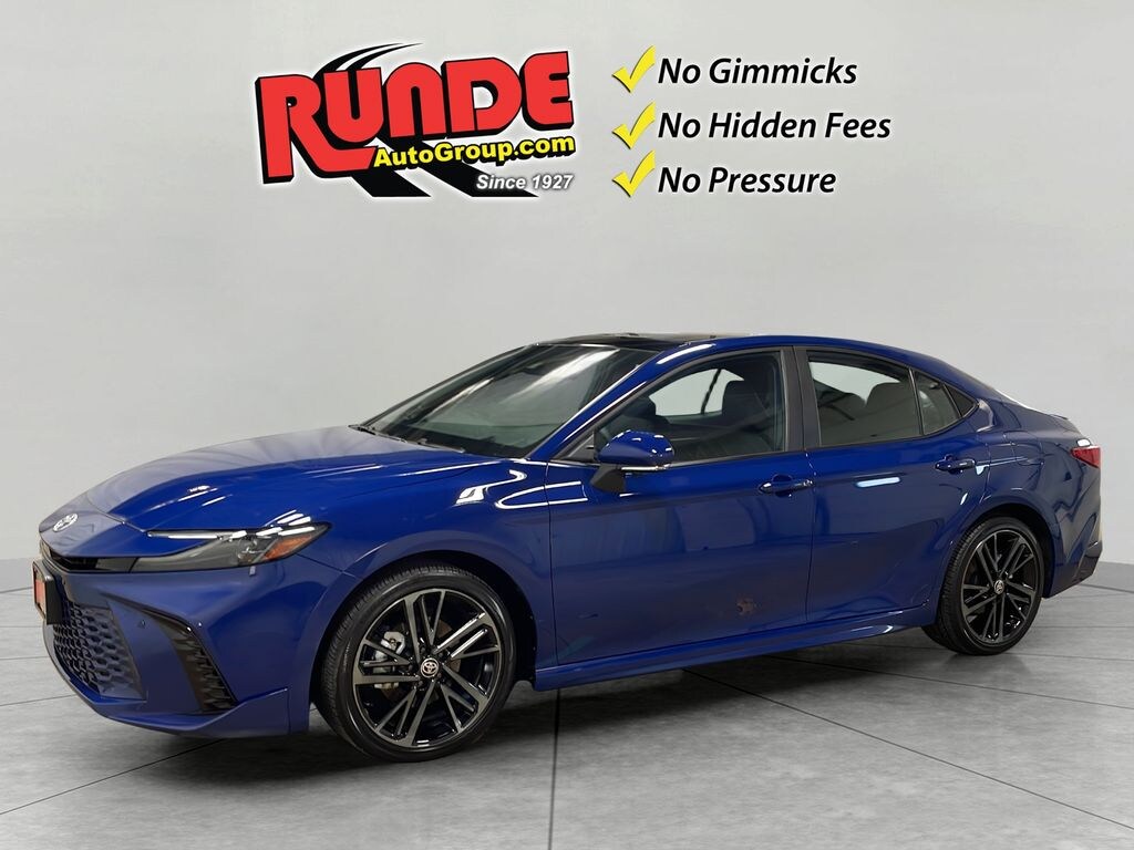 Used 2025 Toyota Camry Hybrid XSE Sedan