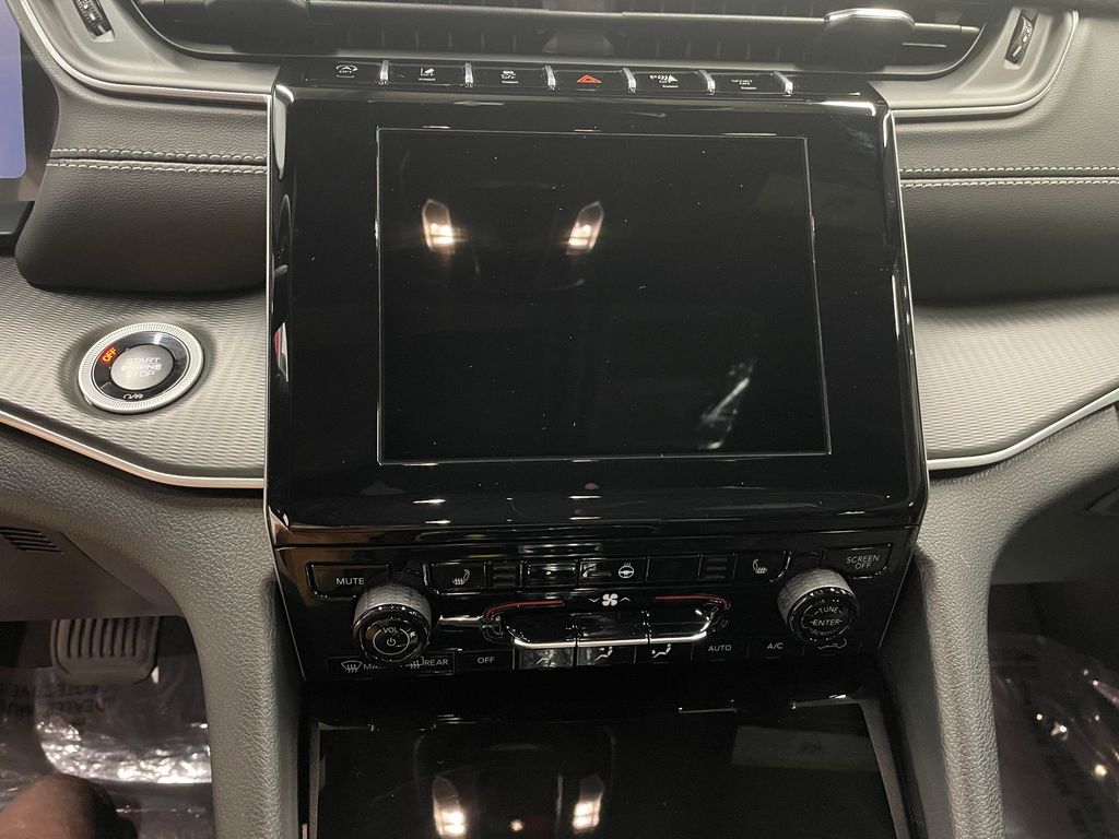 2025 Jeep Grand Cherokee L Altitude - Photo 17