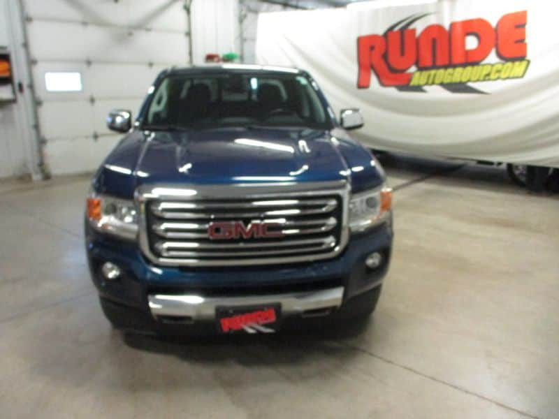 Used 2020 GMC Canyon SLT with VIN 1GTG6DEN0L1111624 for sale in Manchester, IA