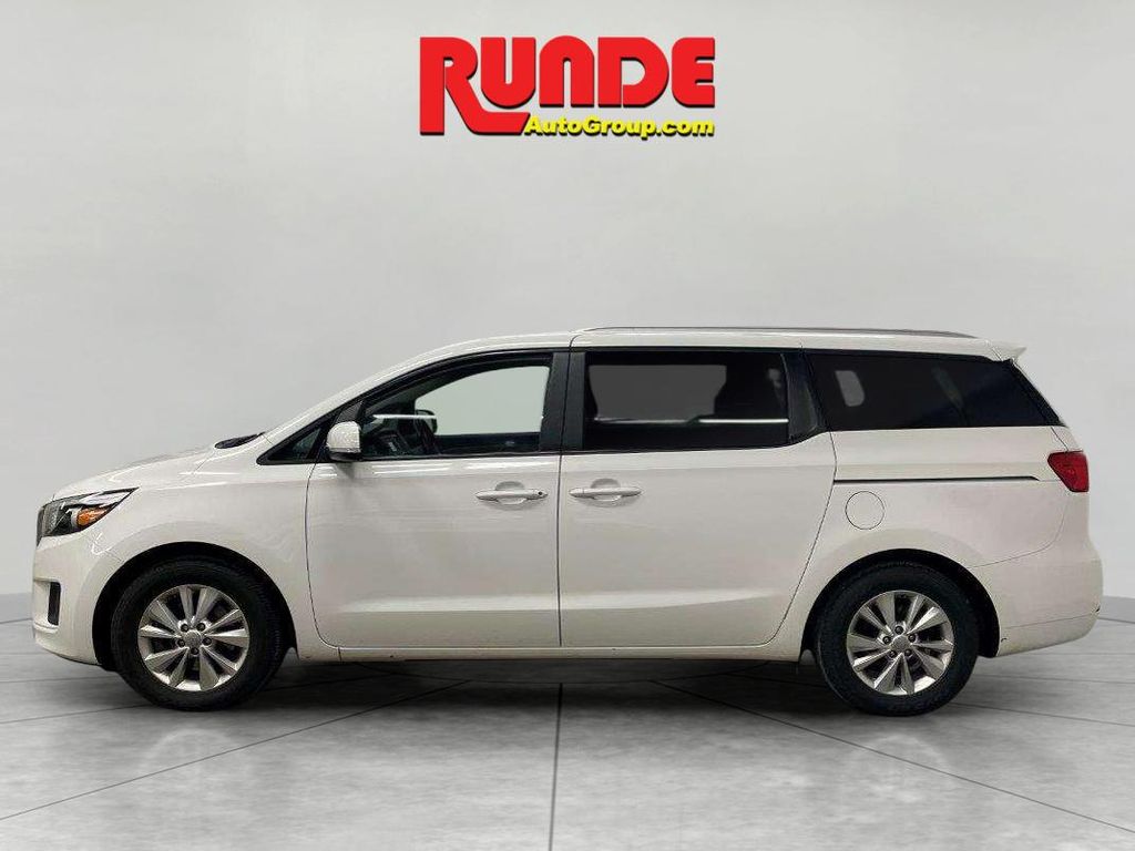 Used 2016 Kia Sedona LX with VIN KNDMB5C12G6162118 for sale in Manchester, IA