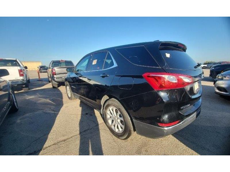 2020 Chevrolet Equinox LT photo 4