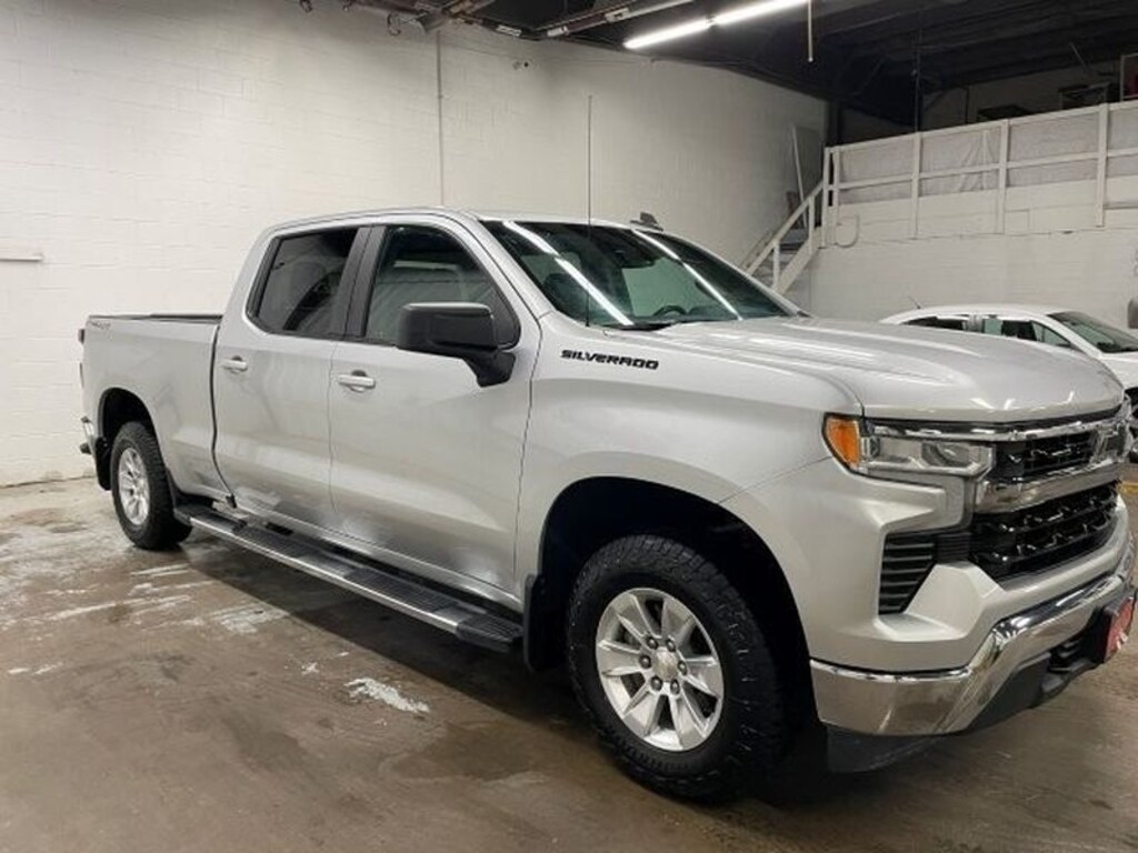 Used 2022 Chevrolet Silverado LT Crew Cab