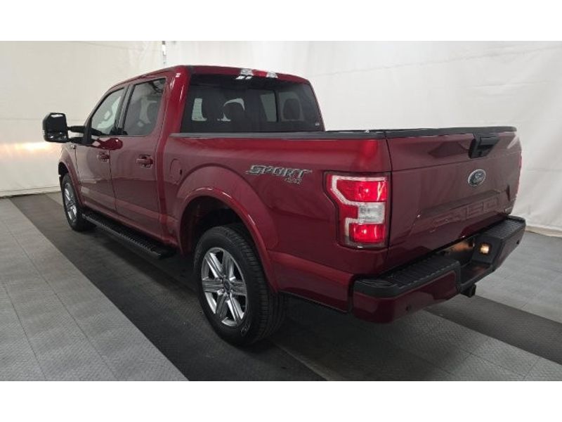 2019 Ford F-150 XLT photo 4