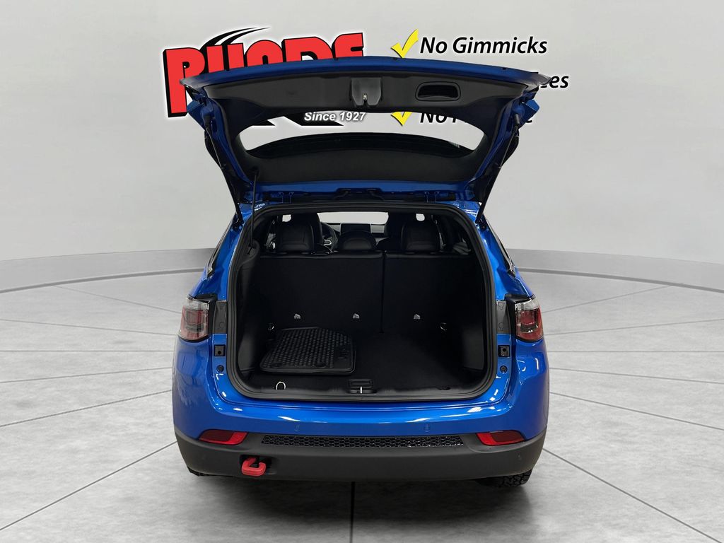 2026 Jeep Compass Trailhawk - Photo 18