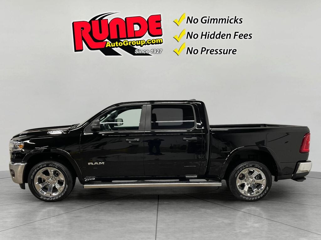 New 2026 Ram 1500 BIG HORN CREW CAB 4X4 5'7 BOX Pickup