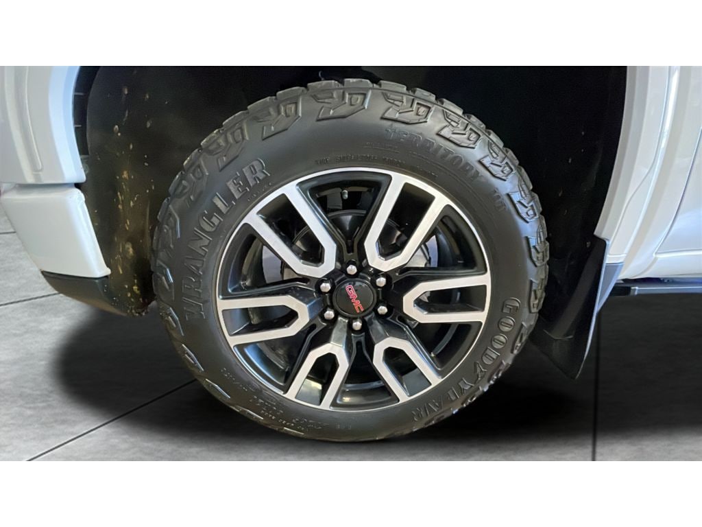 Used 2025 GMC Sierra AT4 Crew Cab