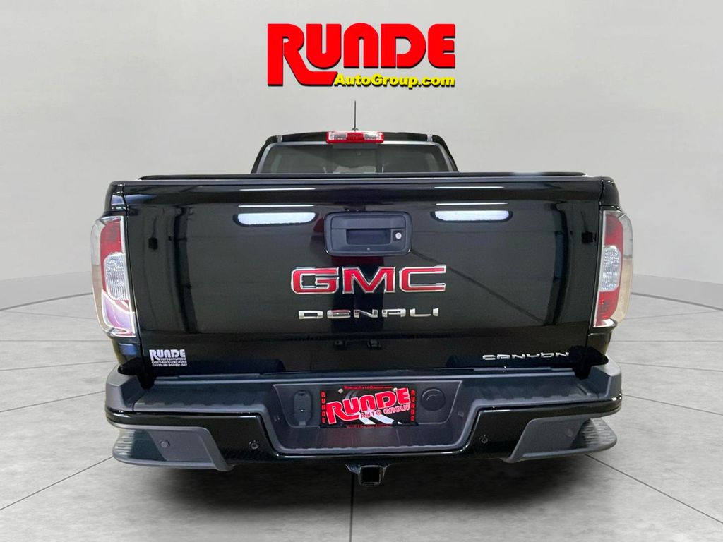 2022 Gmc Canyon Denali photo 4