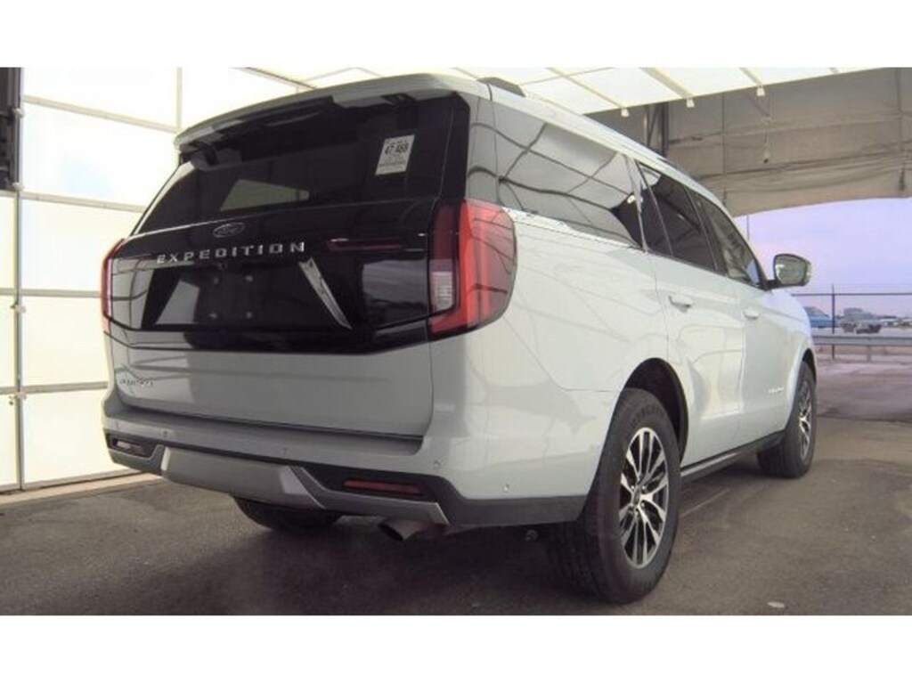 Used 2025 Ford Expedition Platinum Sport Utility