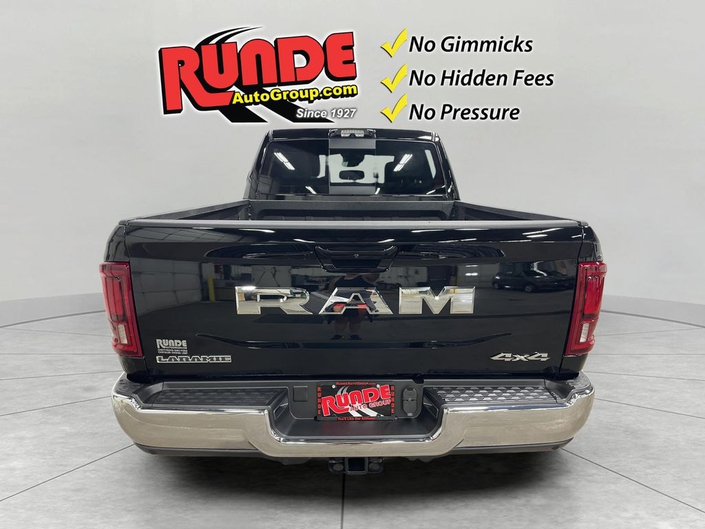New 2026 Ram 2500 LARAMIE CREW CAB 4X4 6'4 BOX Pickup
