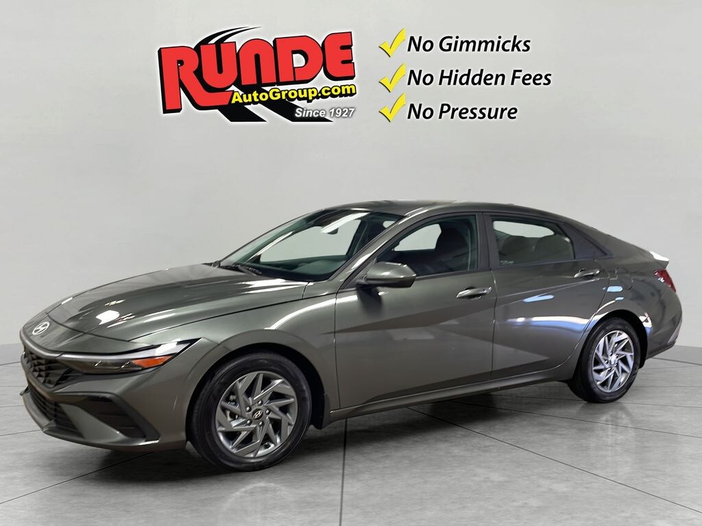 Used 2024 Hyundai Elantra SEL Sedan