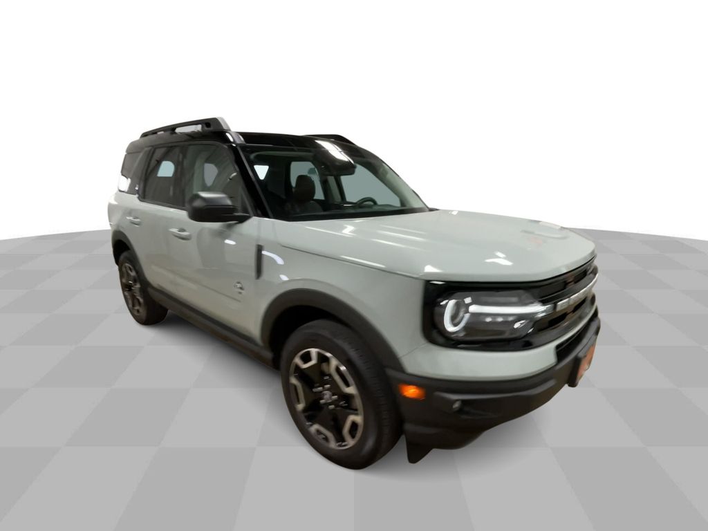 Used 2022 Ford Bronco Sport Outer Banks with VIN 3FMCR9C60NRD94464 for sale in Manchester, IA